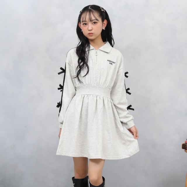 【新品未使用】 Olu. フリル付きブラックスウェットワンピース ノベルティフェア対象】9/17NEW PINKHUNT 袖ラインスウェット